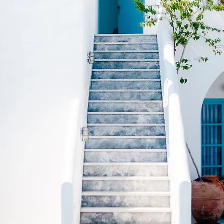 Markezinis Hotel Perivolos (Santorini)