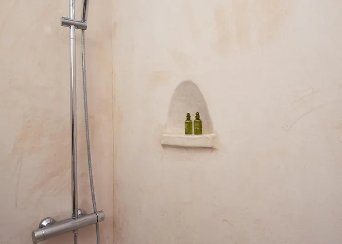 Markezinis Hotel Perivolos (Santorini)